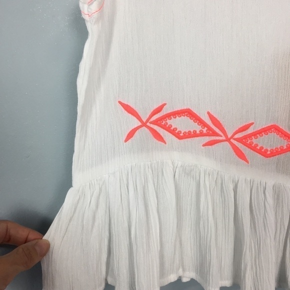 PAPER Crane Embroidered Boho Peplum Tank Top - Picture 6 of 16